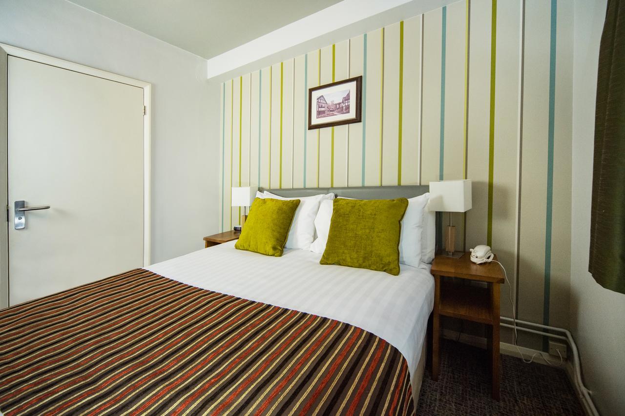 Henley Hotel ภายนอก รูปภาพ