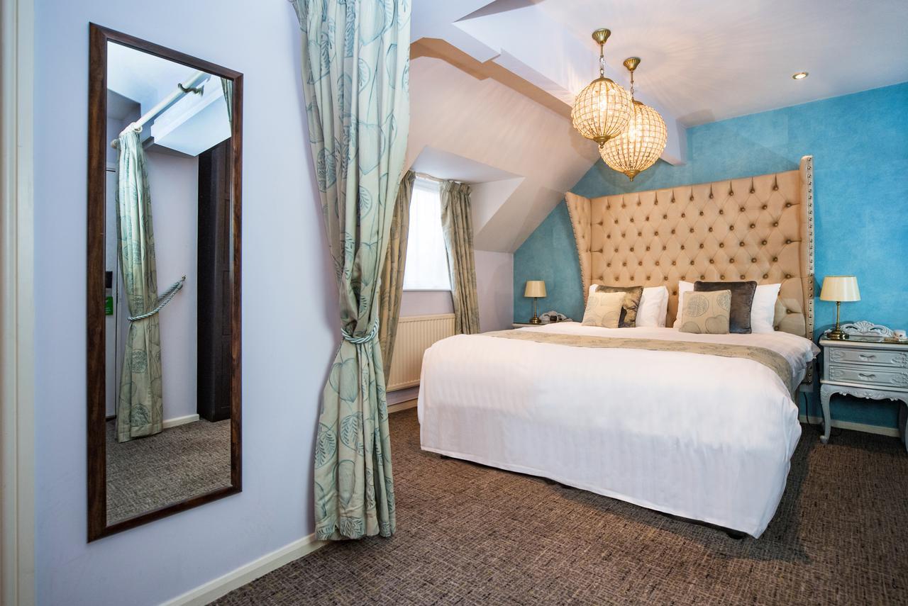 Henley Hotel ภายนอก รูปภาพ