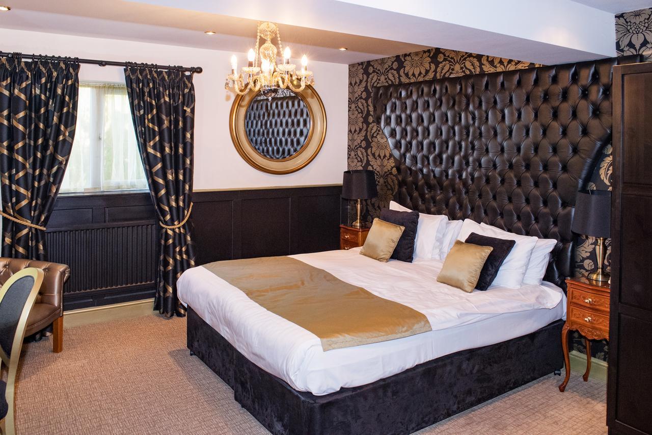 Henley Hotel ภายนอก รูปภาพ