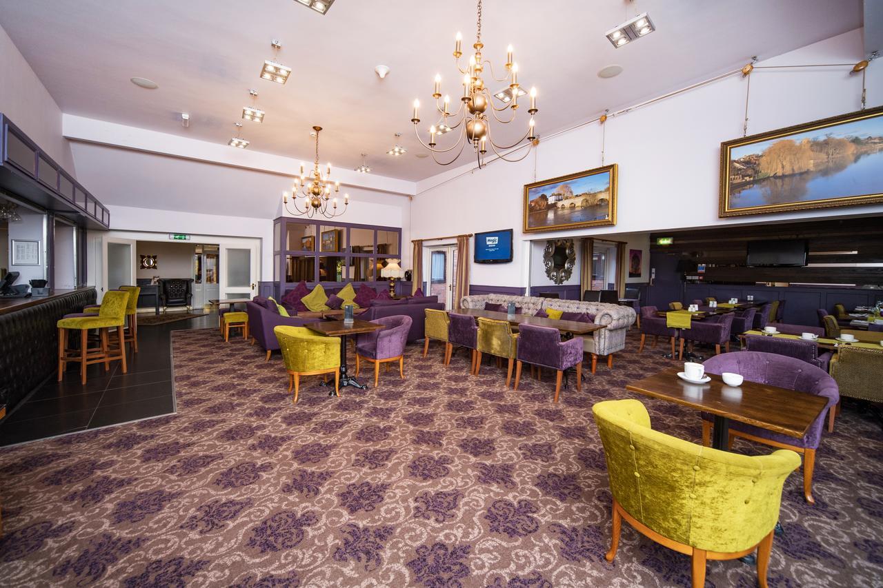 Henley Hotel ภายนอก รูปภาพ