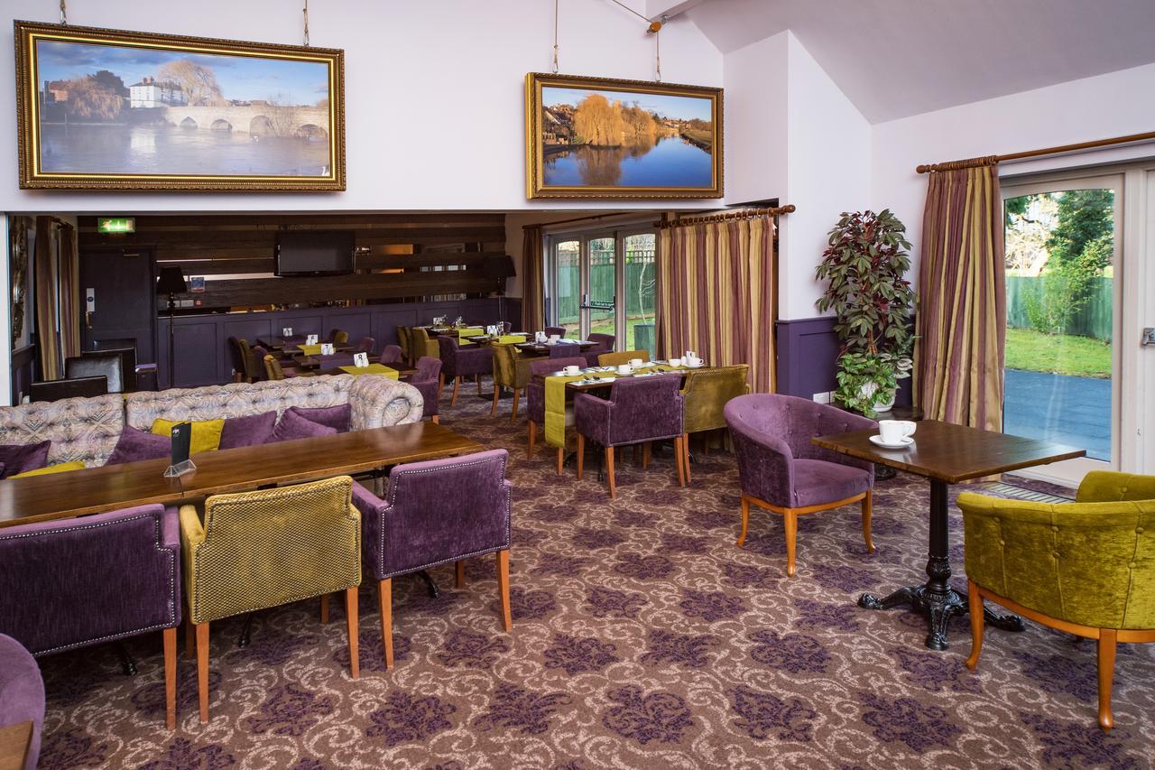 Henley Hotel ภายนอก รูปภาพ