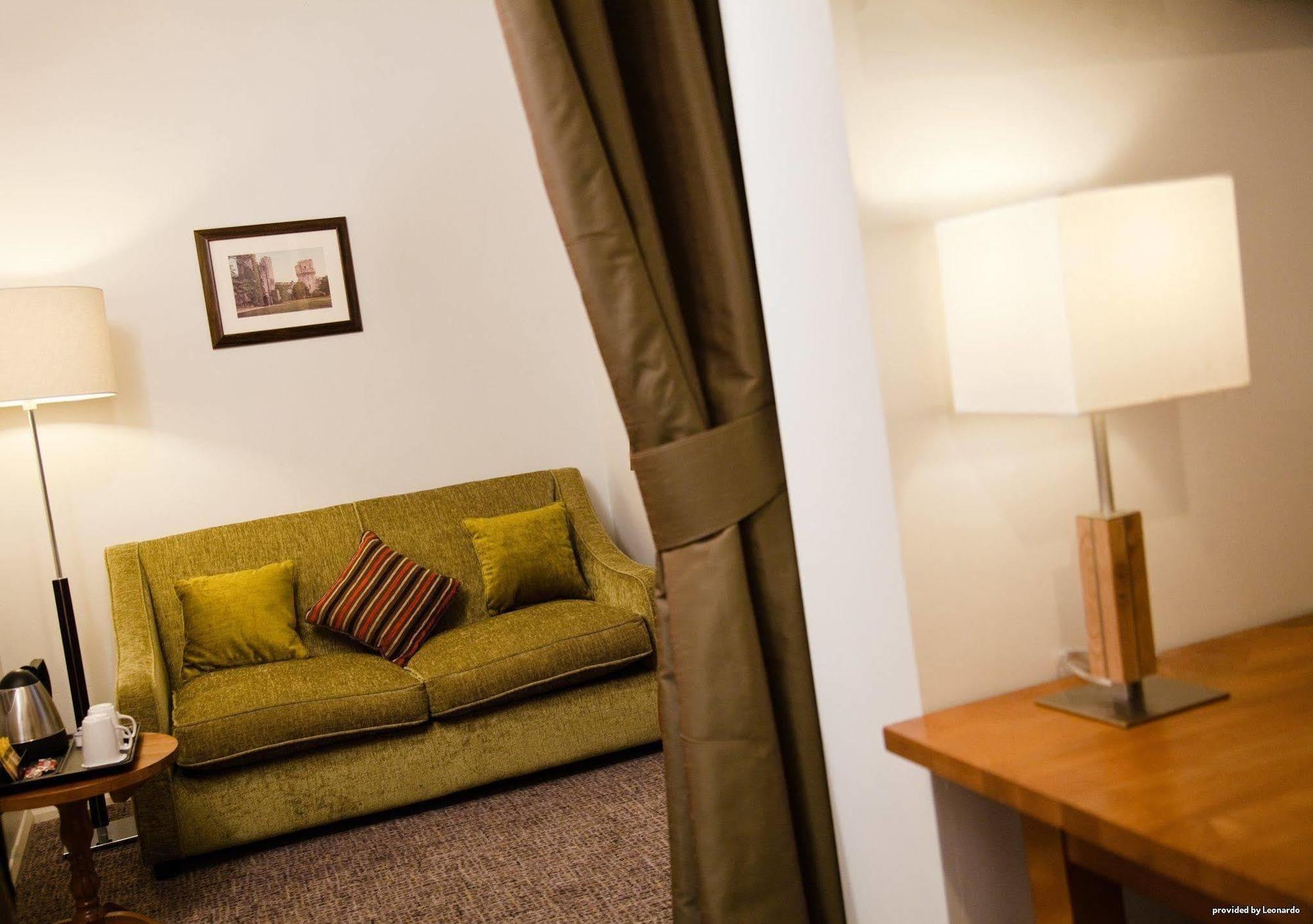 Henley Hotel ภายนอก รูปภาพ