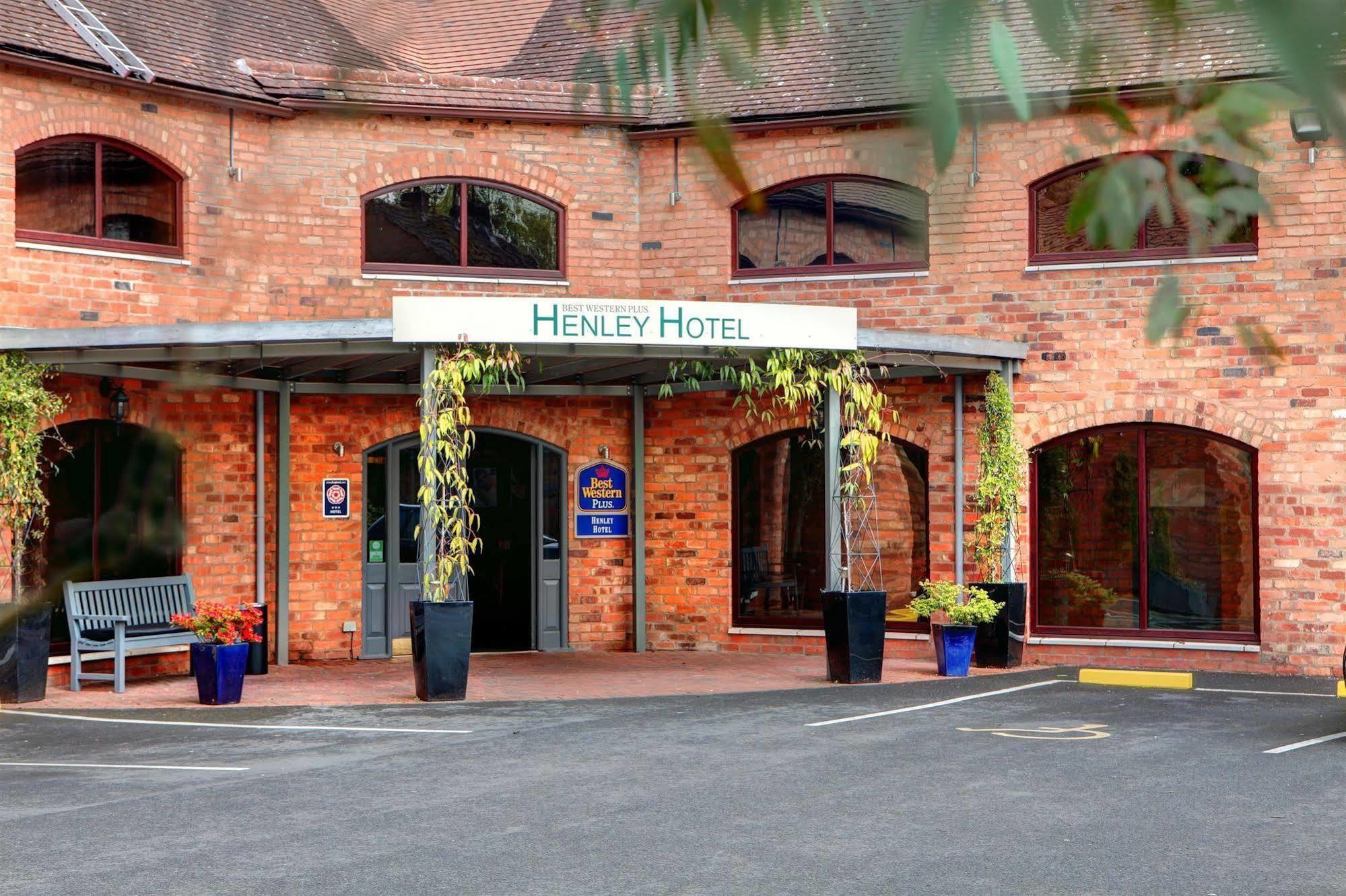 Henley Hotel ภายนอก รูปภาพ