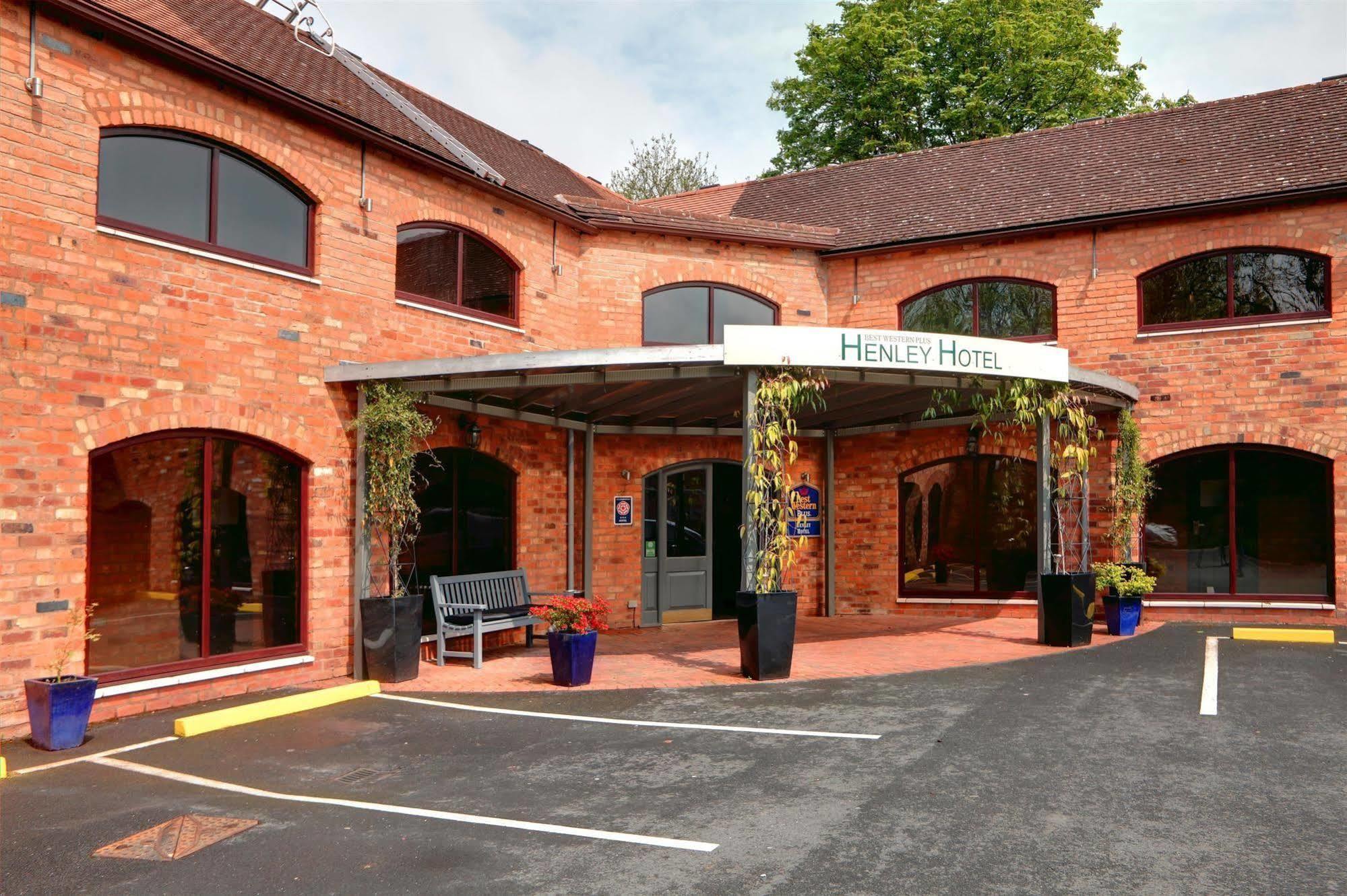 Henley Hotel ภายนอก รูปภาพ